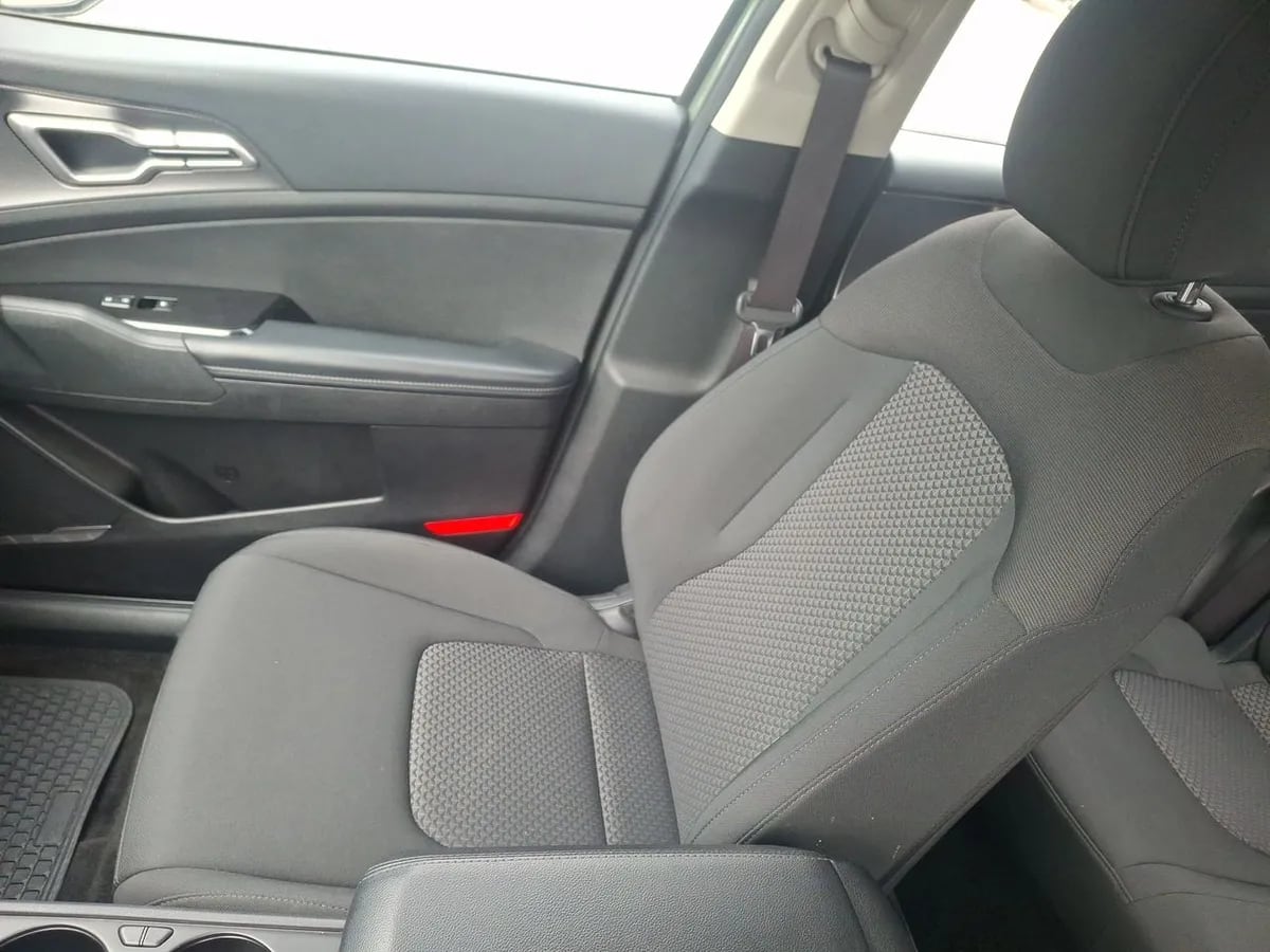 Kia Sportage 2.0 Ex Dies 2wd 8at 5p año 2025