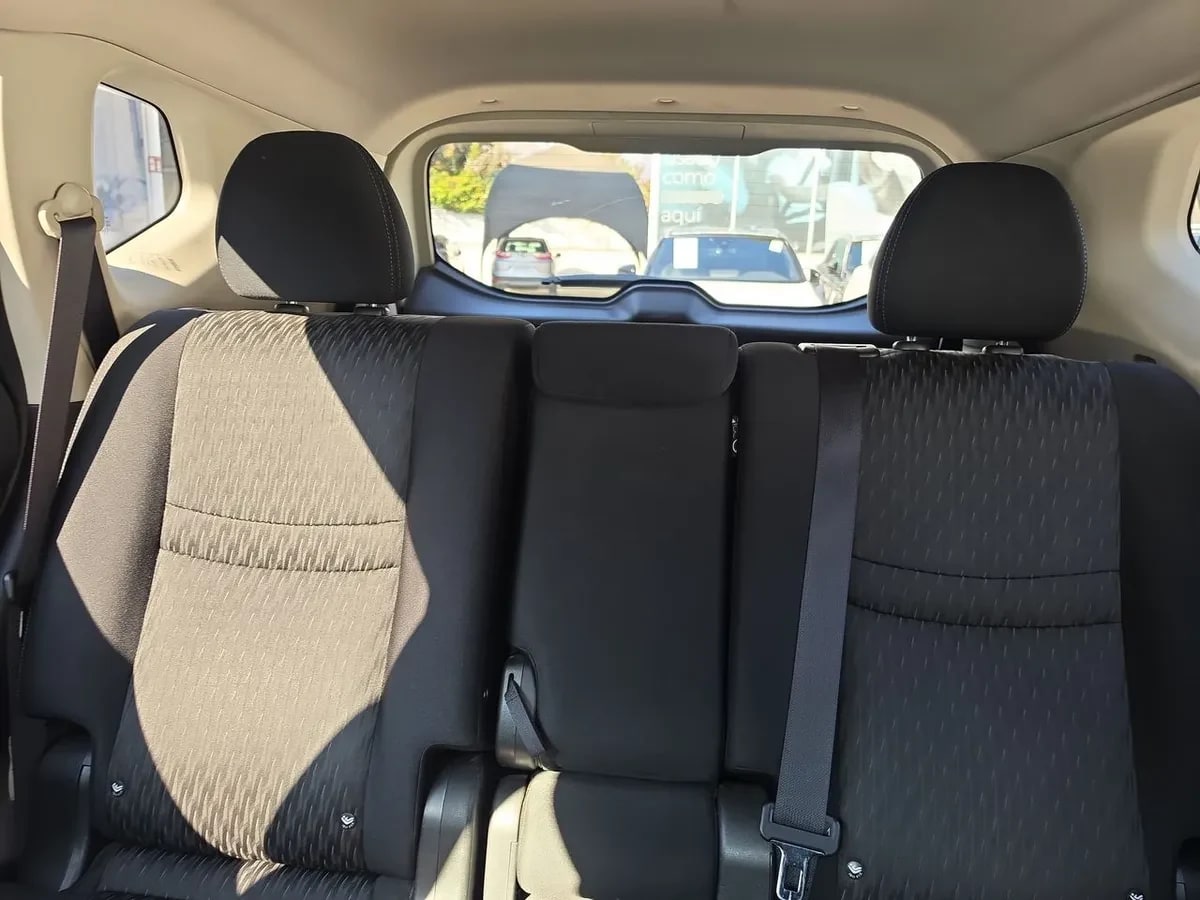 Nissan X-Trail 2.5 Advance 4x2 Cvt At 5p año 2019