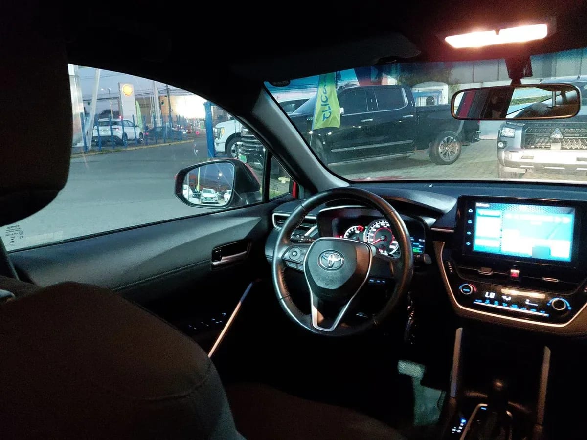 Toyota Corolla Cross 2.0 Xei 4x2 Cvt At 5p año 2022