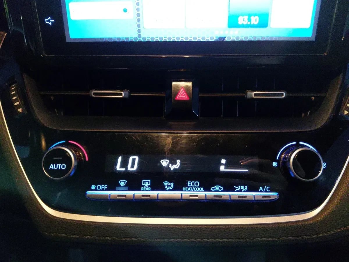 Toyota Corolla Cross 2.0 Xei 4x2 Cvt At 5p año 2022