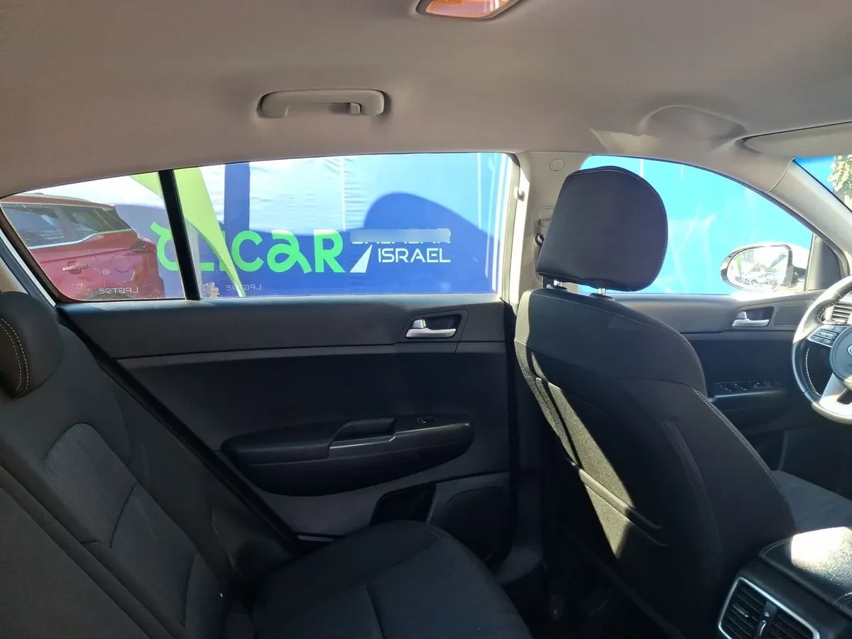 Kia Sportage 2.0 Lx 2wd 6mt 5p año 2019