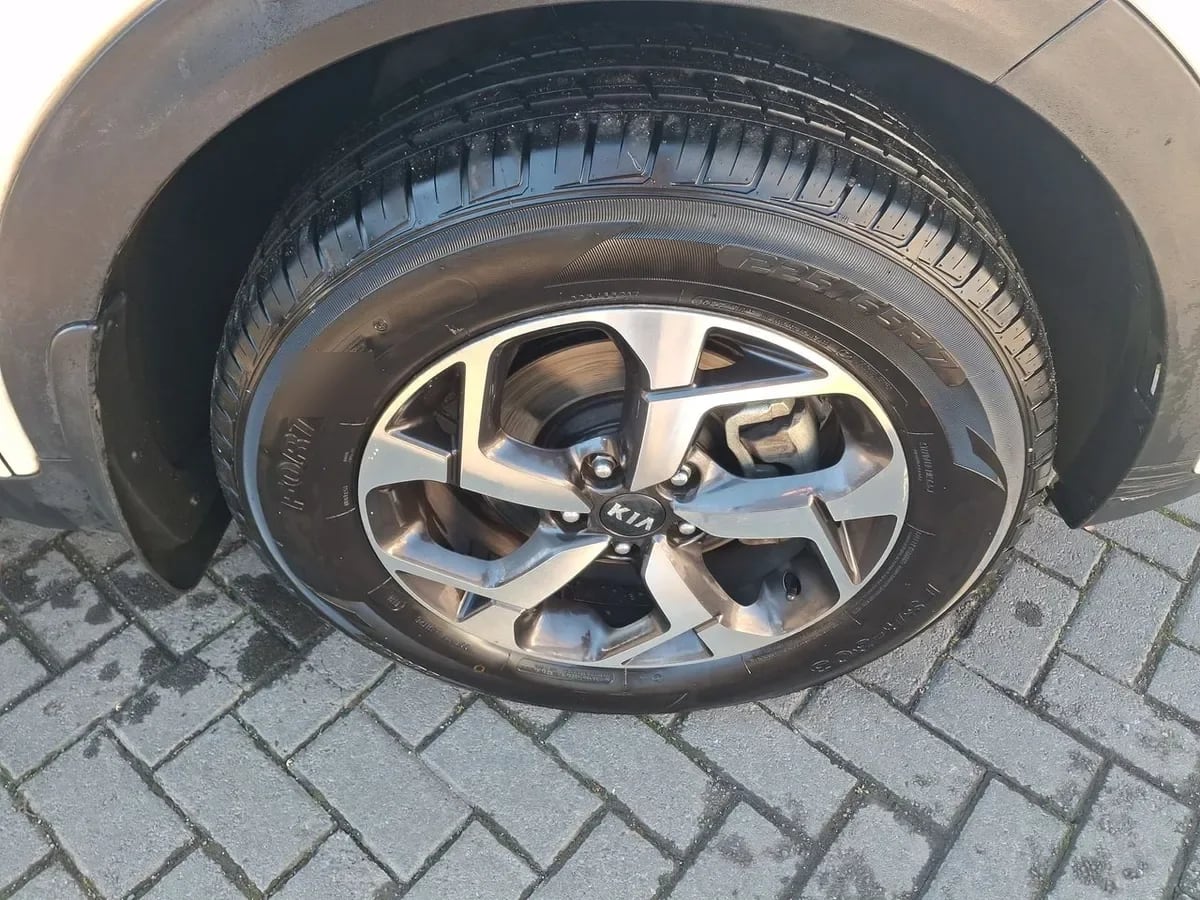 Kia Sportage 2.0 Lx 2wd 6mt 5p año 2019