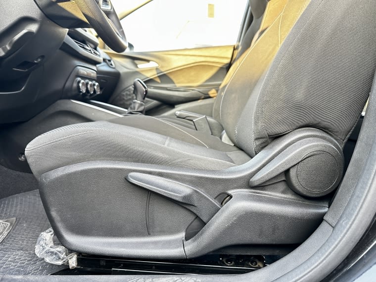 Chevrolet Onix Sedan Ltz 1.0 Mt año 2023