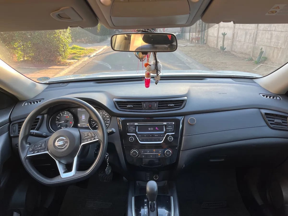 Nissan X-Trail 2.5 Sense Cvt At año 2019