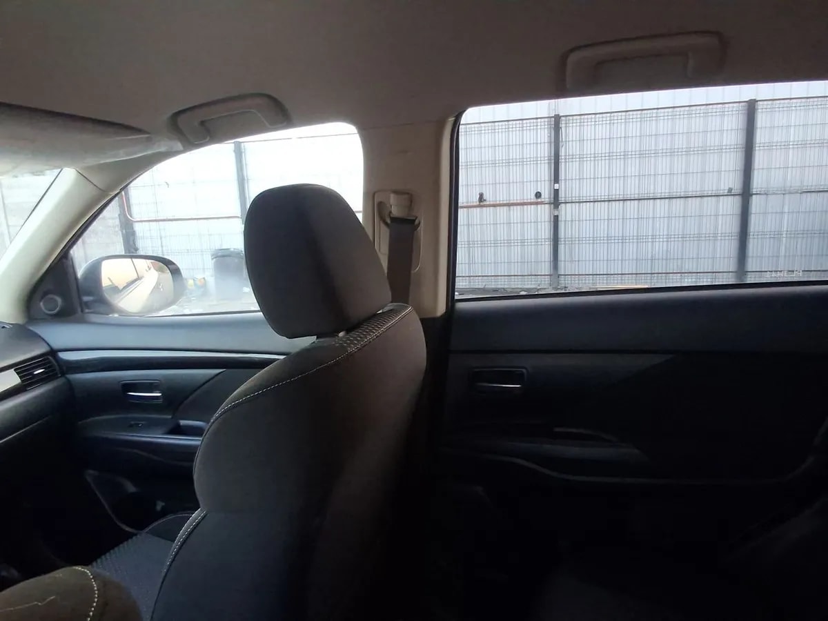 Mitsubishi Outlander 2.0 Glx 4x2 At 5p año 2021