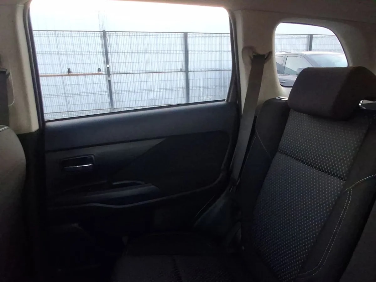 Mitsubishi Outlander 2.0 Glx 4x2 At 5p año 2021
