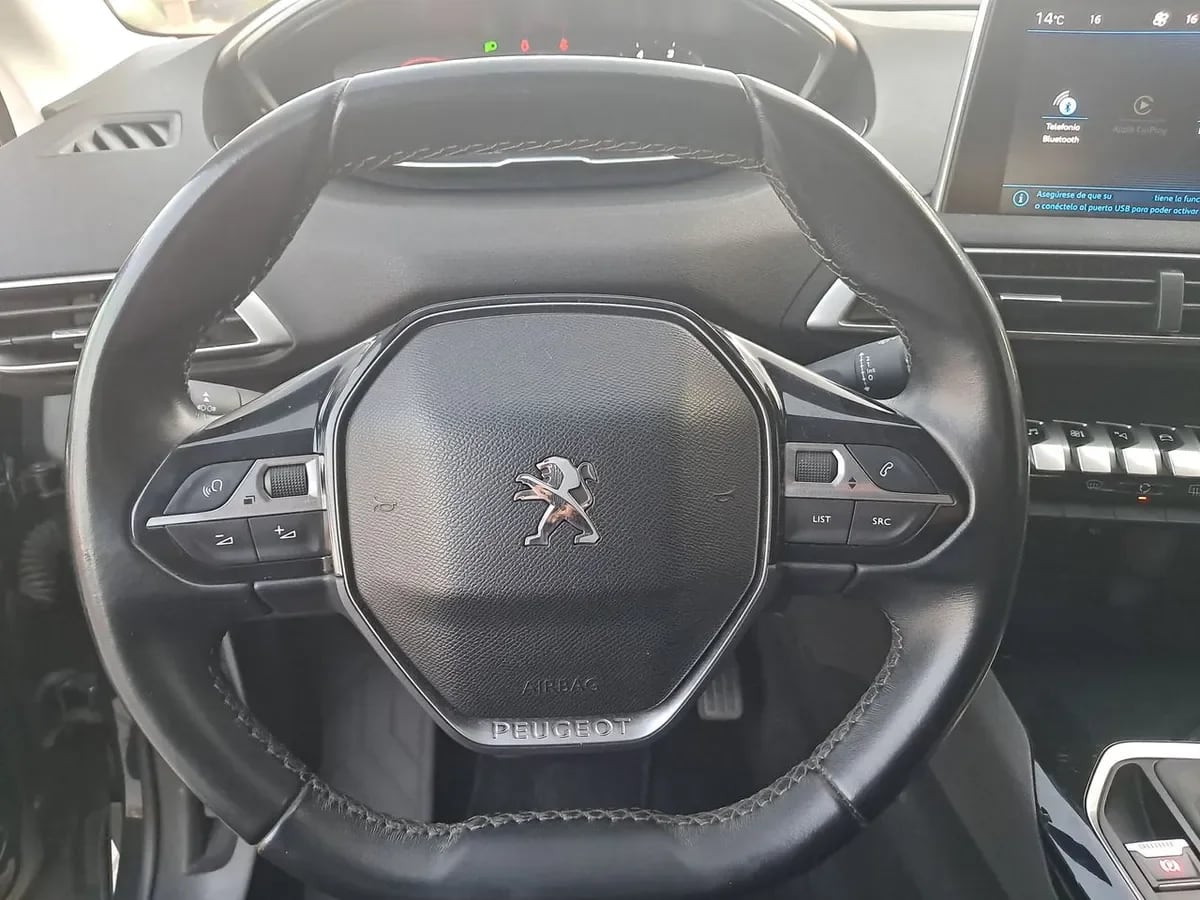 Peugeot 3008 1.5 Active Bluehdi 4x2 130 Mt6 5p año 2019