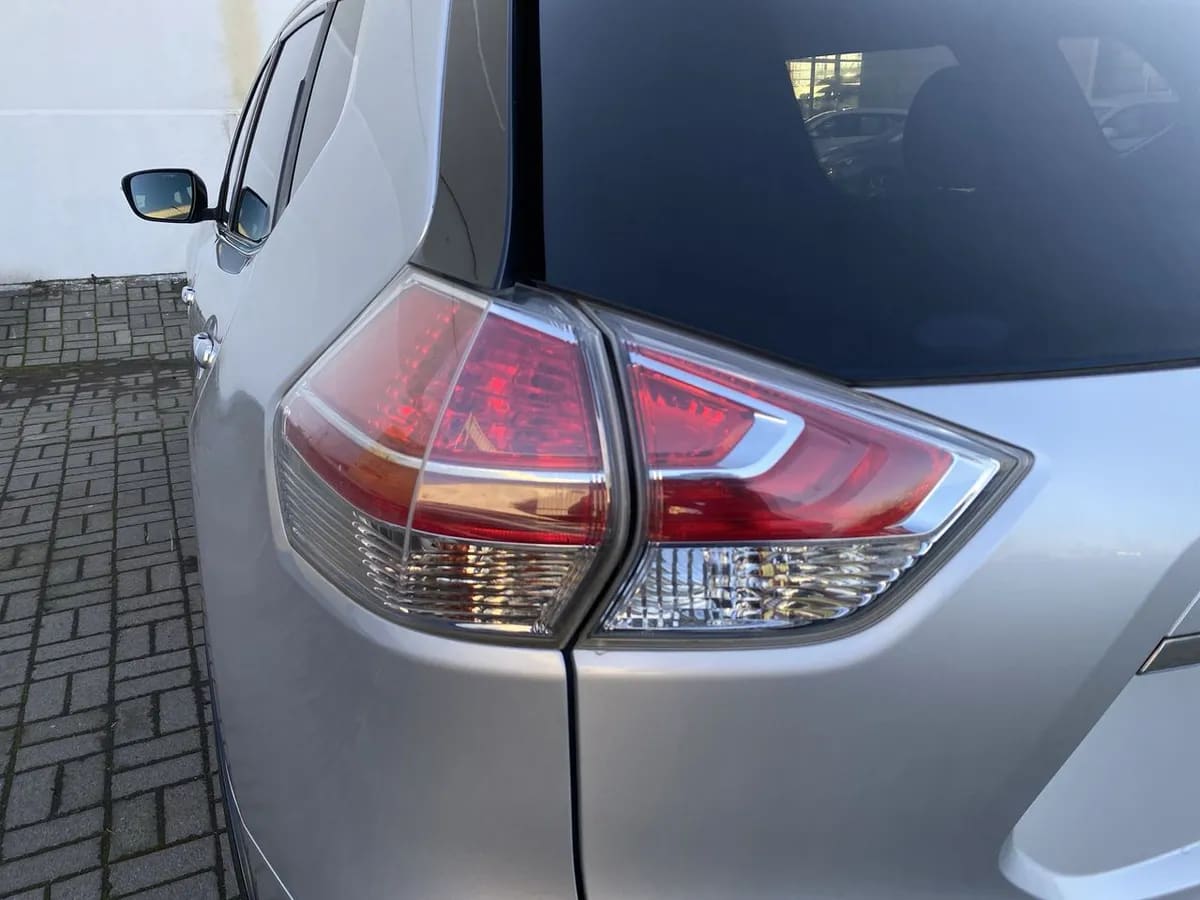 Nissan X-Trail 2.5 Advance 4x2 Cvt At 5p año 2017