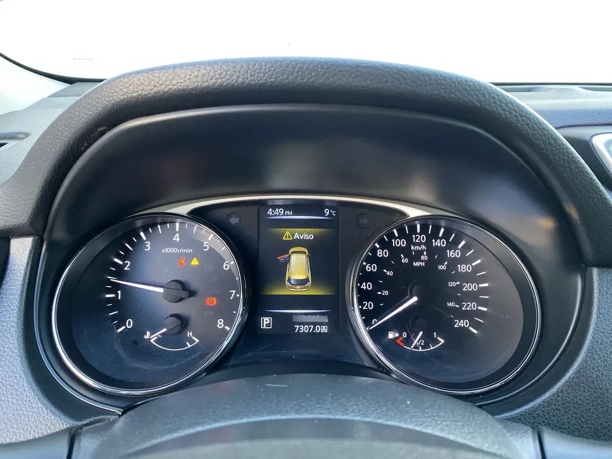 Nissan X-Trail 2.5 Advance 4x2 Cvt At 5p año 2017