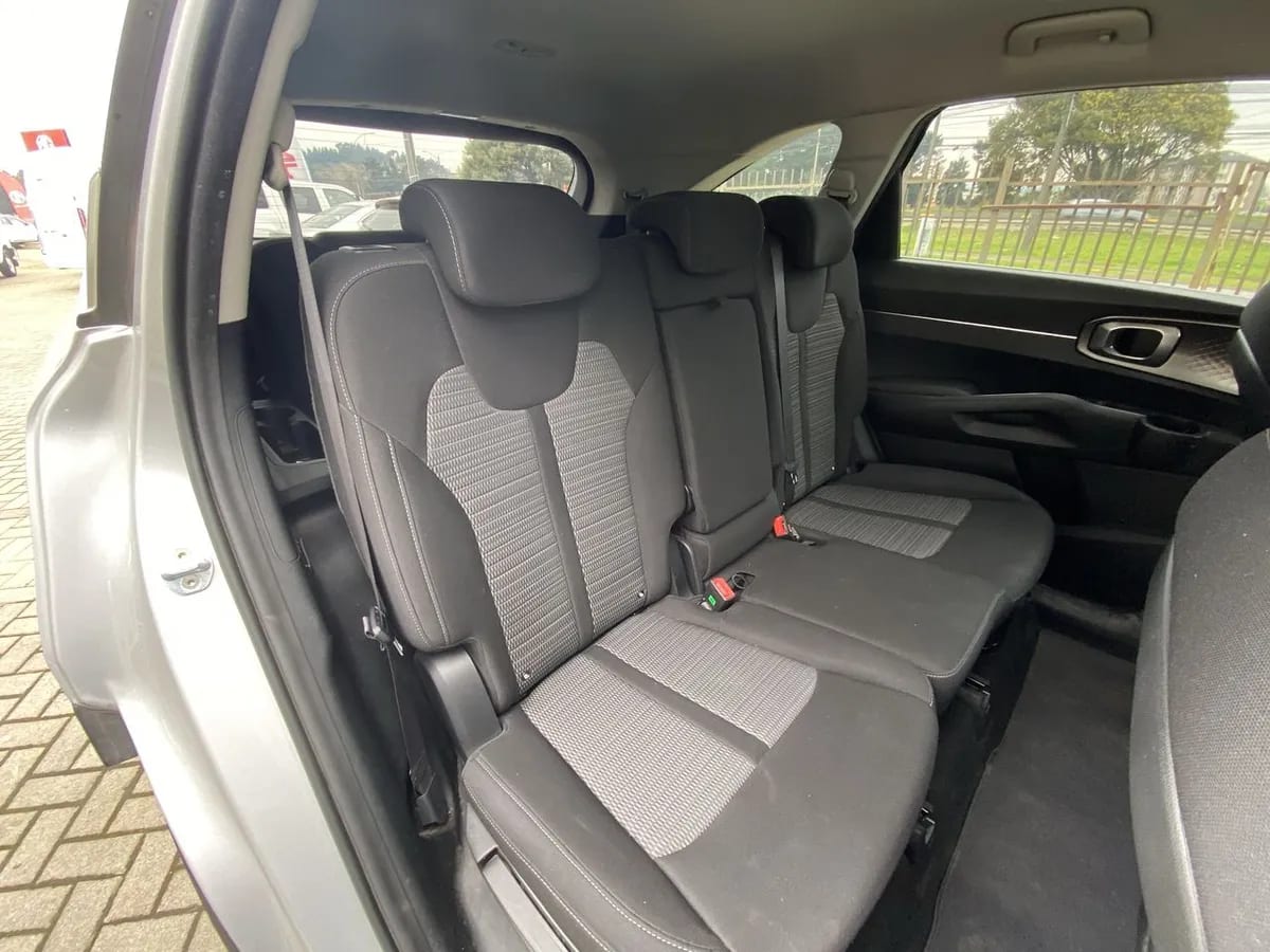Kia Sorento 2.5 Ex Gsl 2wd At6 5p año 2021