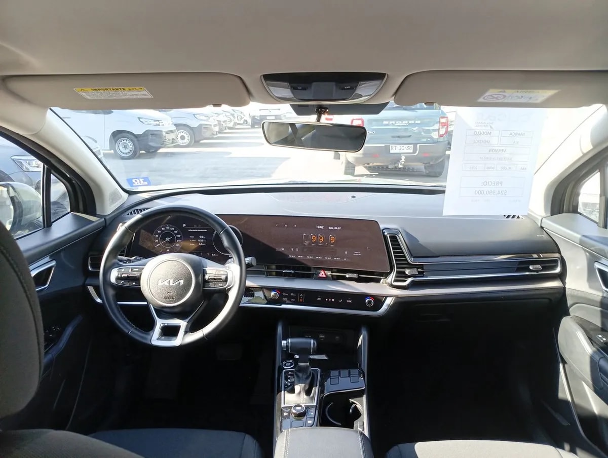 Kia Sportage 2.0 Ex Dies 2wd 8at 5p año 2025