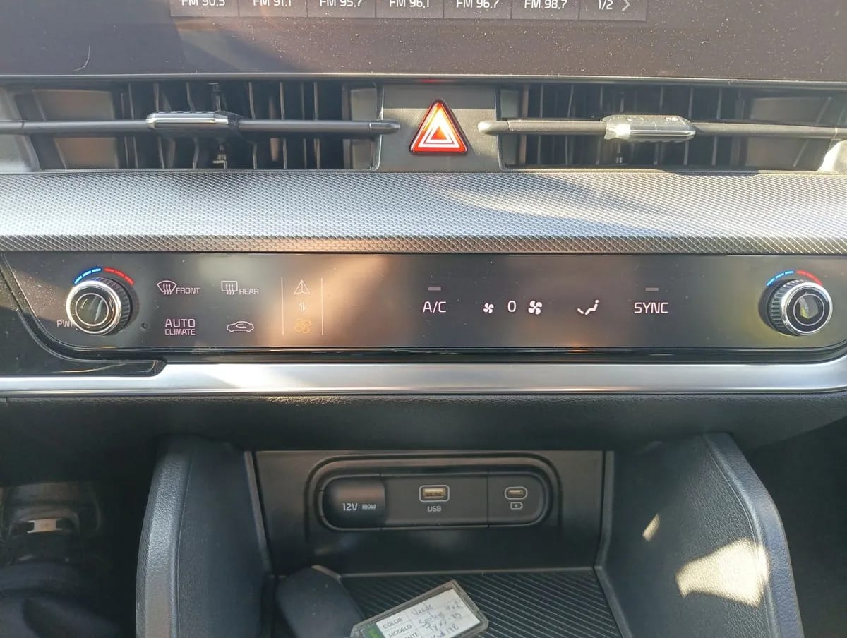 Kia Sportage 2.0 Ex Dies 2wd 8at 5p año 2025
