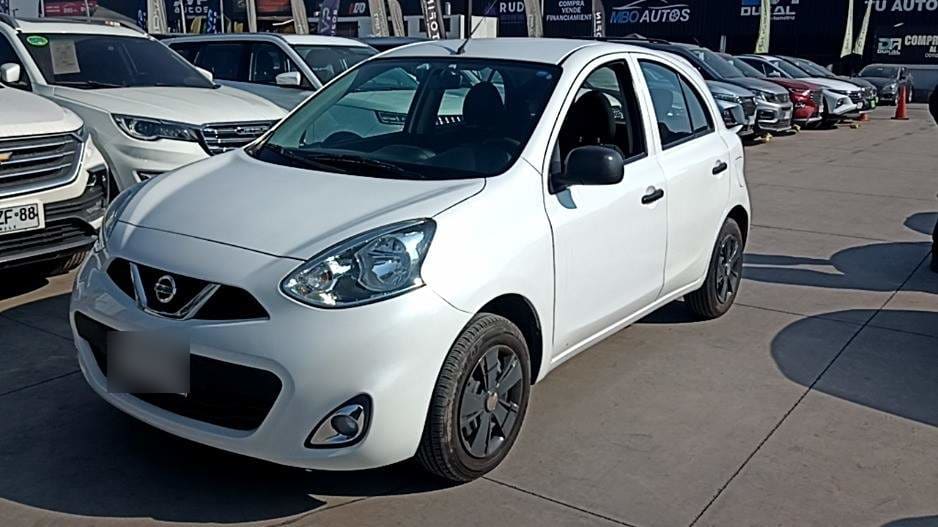 Nissan March 1.6 Sport Drive 4x2 Hb Ac Mt 5p año 2020