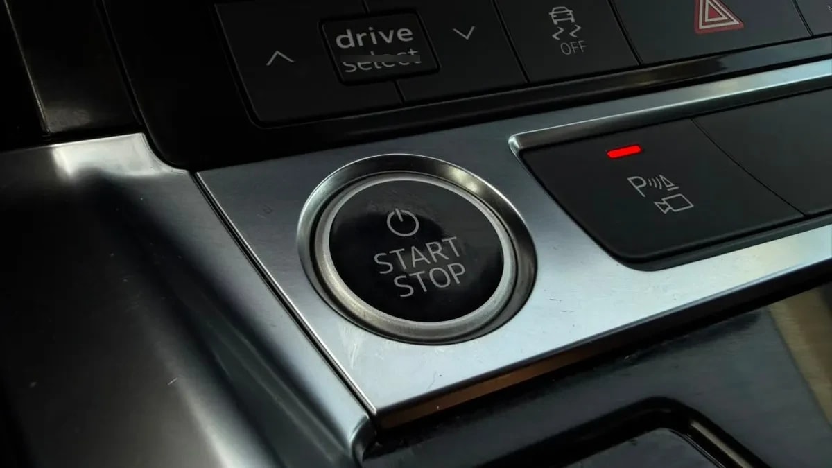 Audi E Tron Quattro año 2022