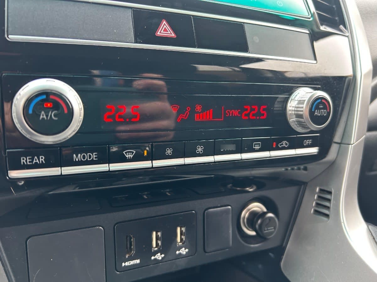 Mitsubishi Montero Sport 2.4 año 2023