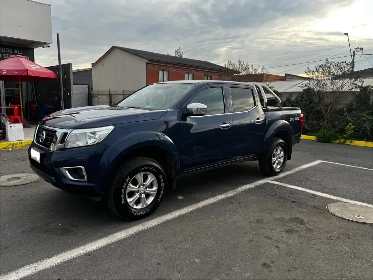 Nissan Np300 2.3 Dc Xe Mt Diesel año 2019