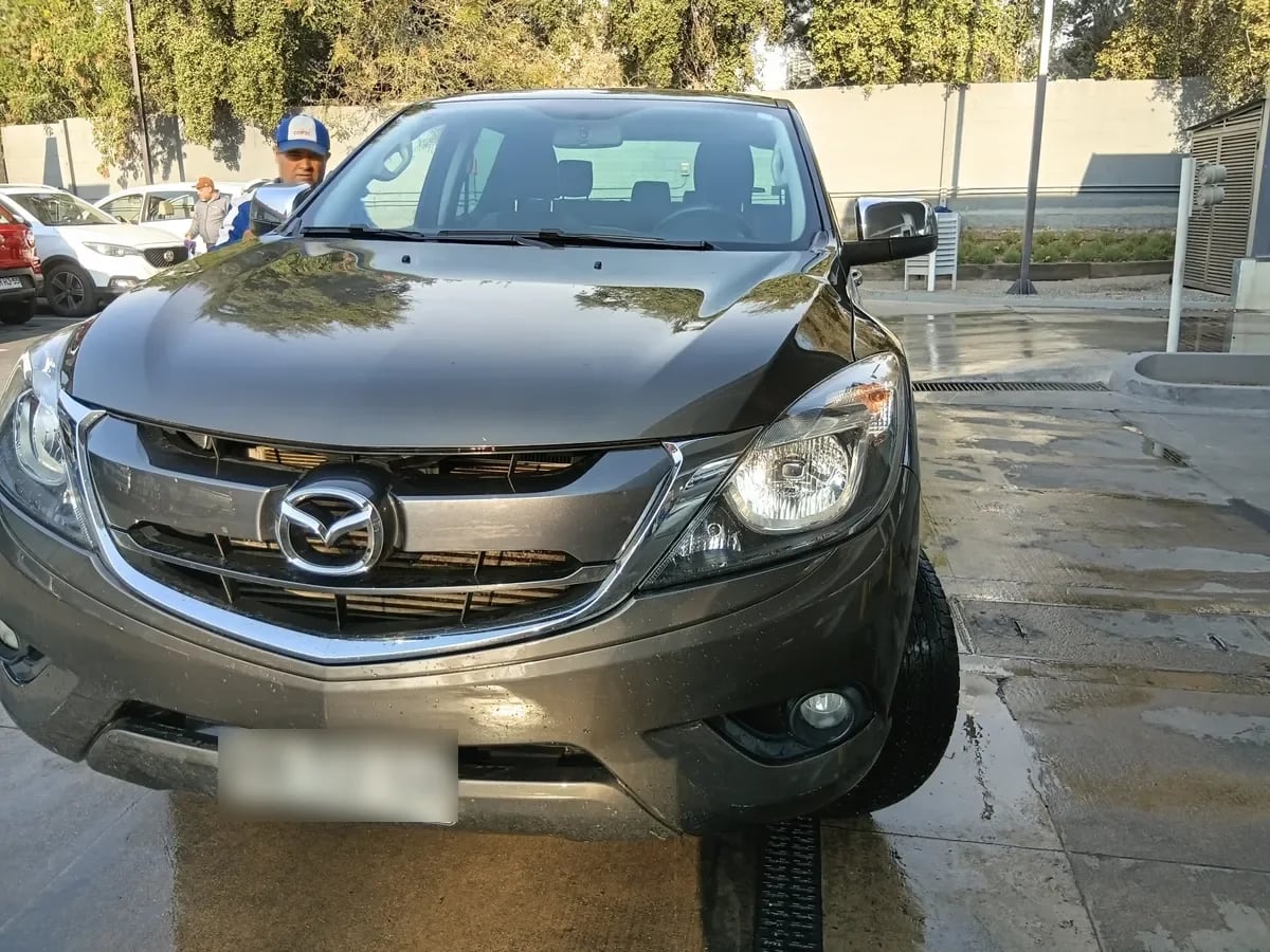 MAZDA BT-50 2.2 Dc Sdx Mt 4x4 Diesel año 2021