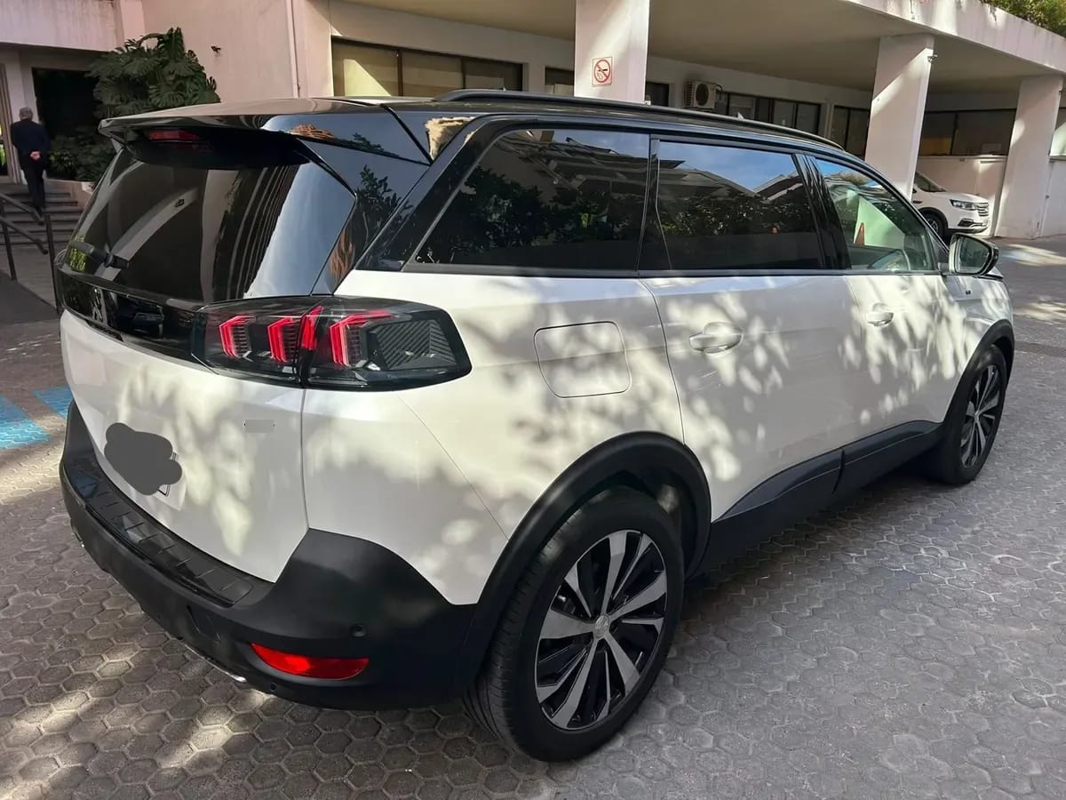 Peugeot 5008 1.6 Gt Puretech 180 At año 2023
