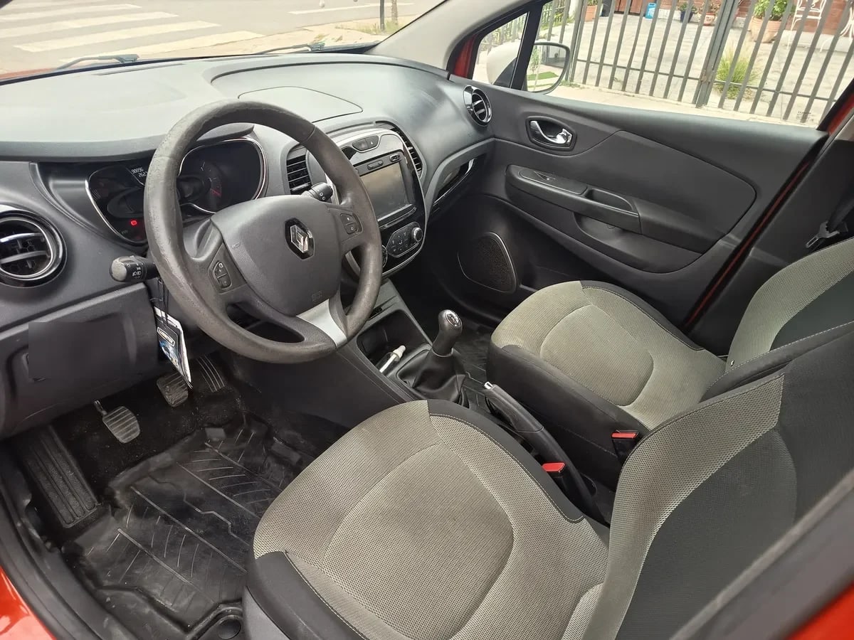 RENAULT CAPTUR 1.5 Life Mt Diesel año 2018