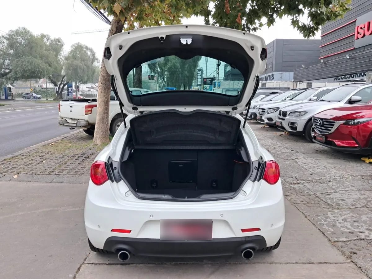 Alfa Romeo Giulietta Otra año 2016