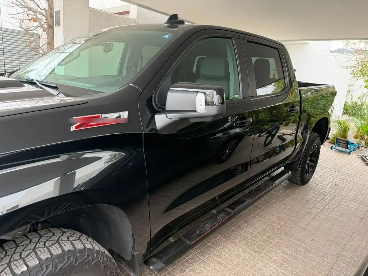 Chevrolet Silverado 5.3 Cc Lt Tb At 4x4 año 2025