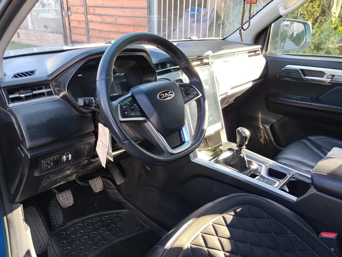 JAC T8 2.0 Advance Mt 4x4 Diesel año 2022