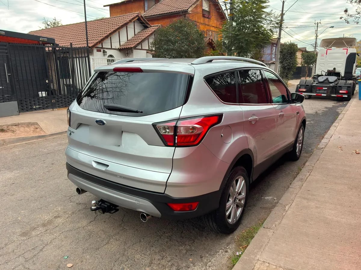 Ford Escape 2.5 S At 4x2 año 2018