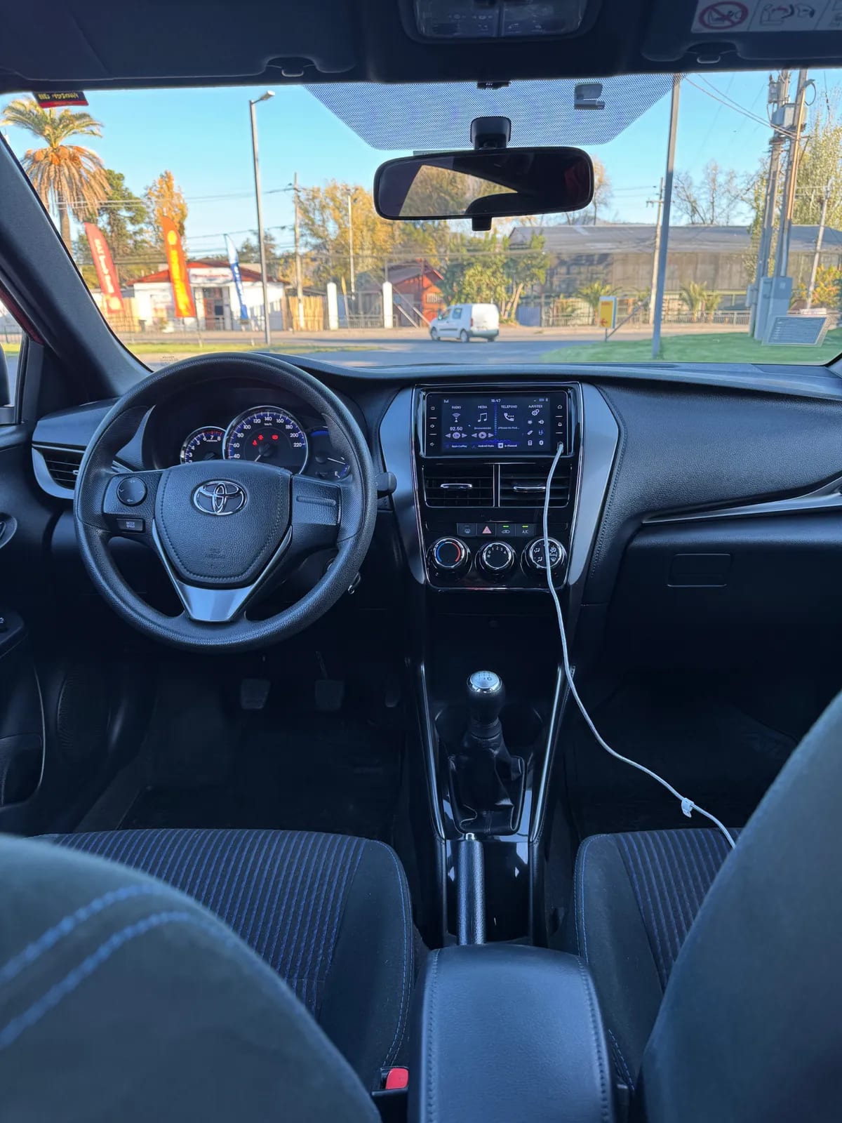 TOYOTA YARIS 1.5 Sedan Xli C Mt año 2022
