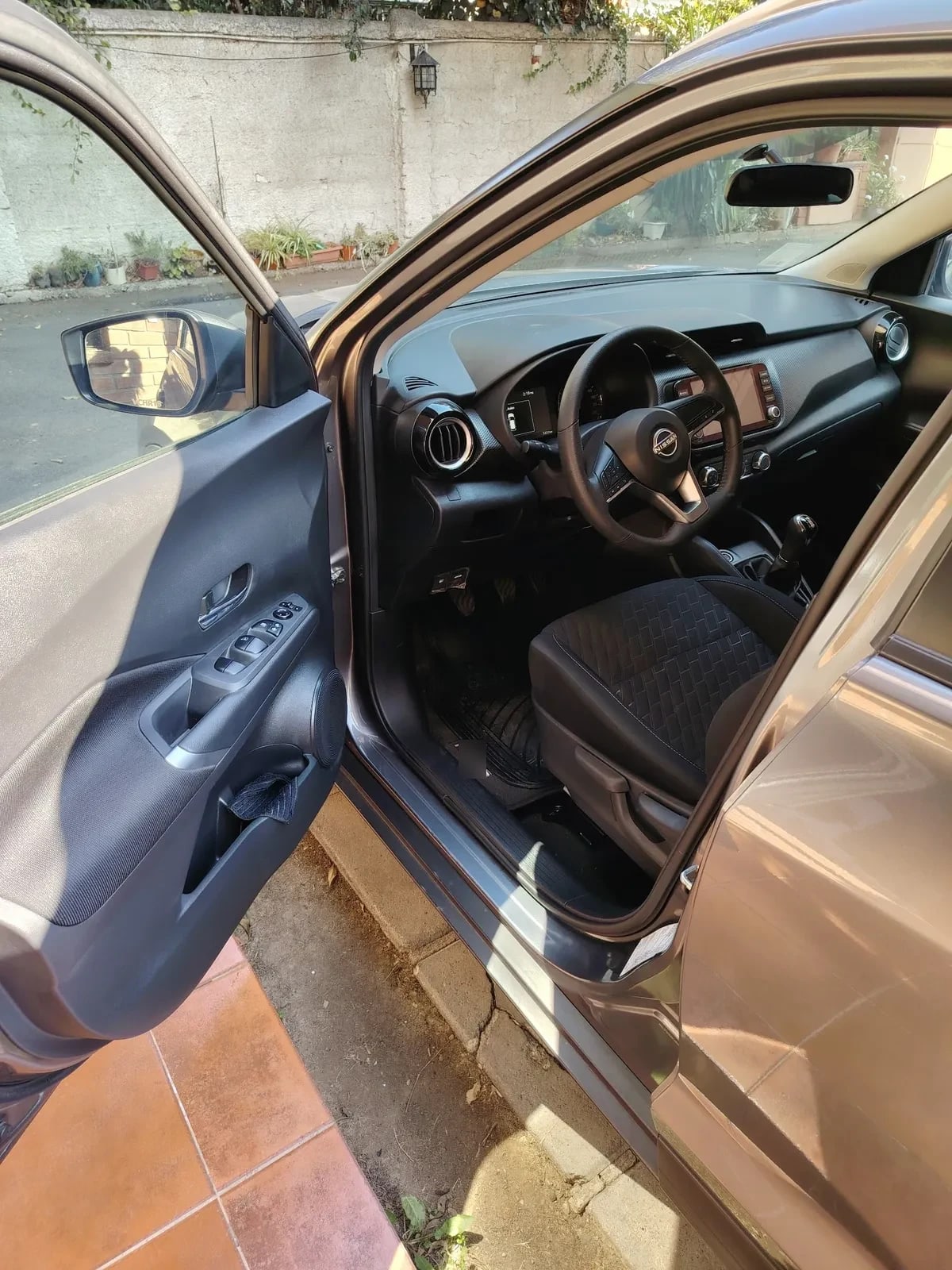 NISSAN KICKS 1.6 Advance Nfc Mt año 2025