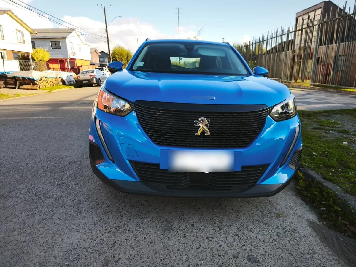 PEUGEOT 2008 1.2 Allure Pack Puretech 130 At año 2022