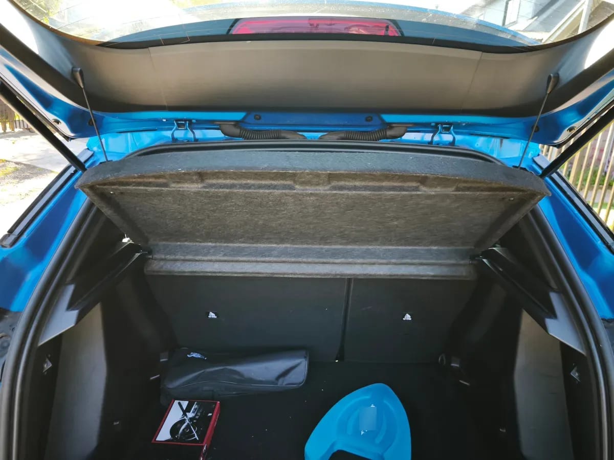PEUGEOT 2008 1.2 Allure Pack Puretech 130 At año 2022