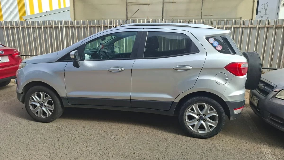 Ford ECOSPORT 1.6 Titanium Mt 4x2 año 2015