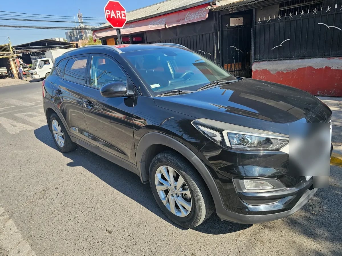 HYUNDAI TUCSON 2.0 Gl 4x2 Mt año 2018
