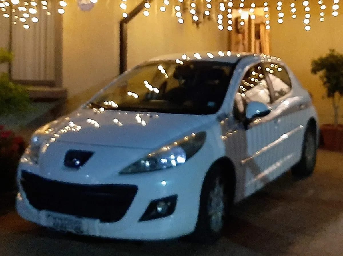 PEUGEOT 207 1.4 Premium One 75hp Mt año 2012