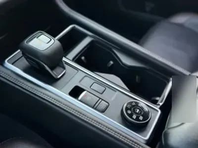 Nissan Pathfinder 3.5 Exclusive At 4x4 año 2024