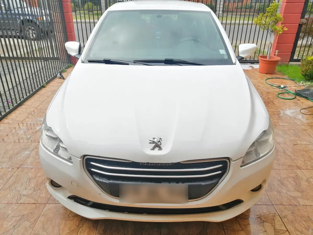 PEUGEOT 301 1.6 Confort Hdi Mt Diesel año 2013
