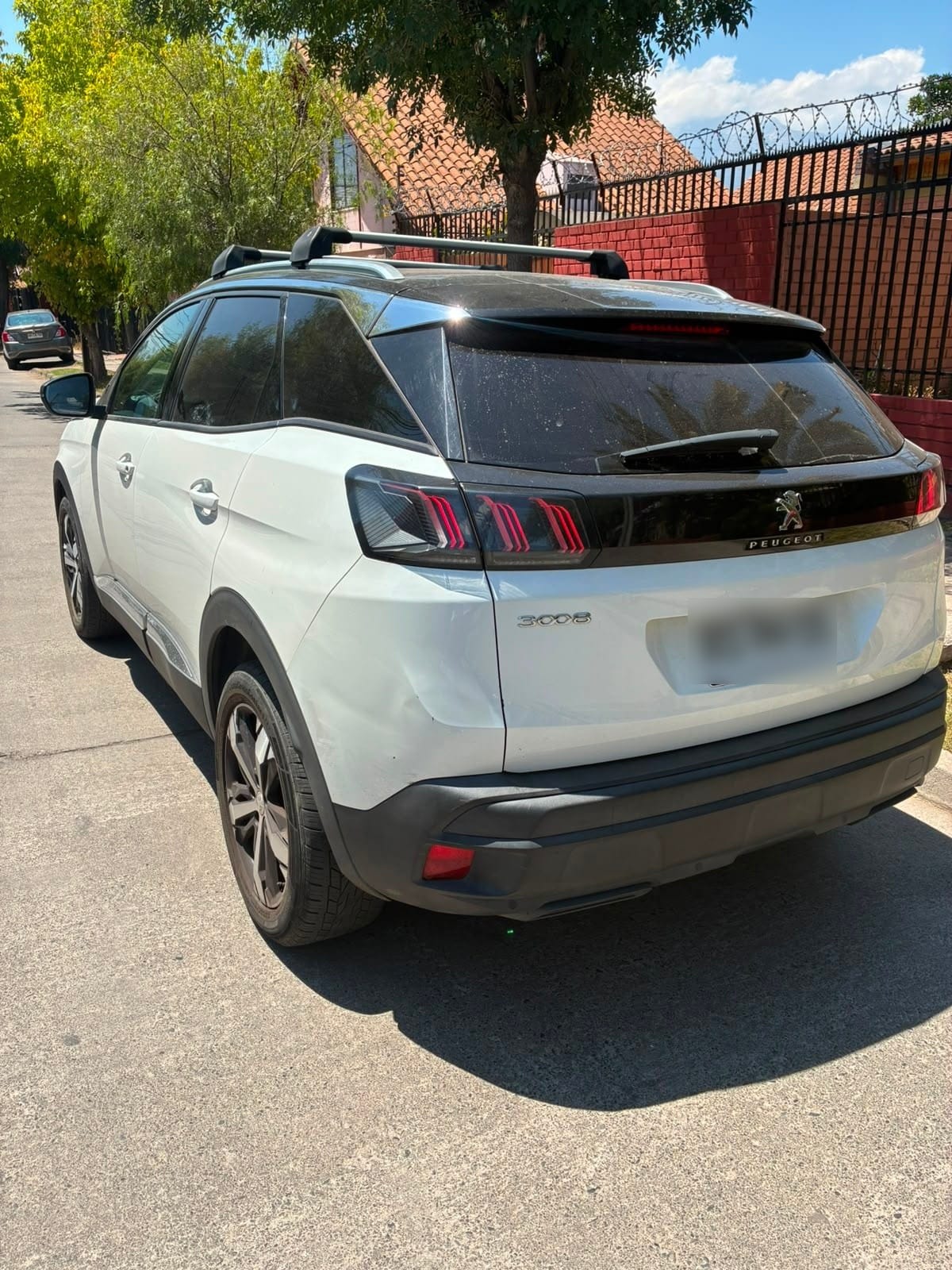 PEUGEOT 3008 1.6 Gt Puretech 180 At año 2022