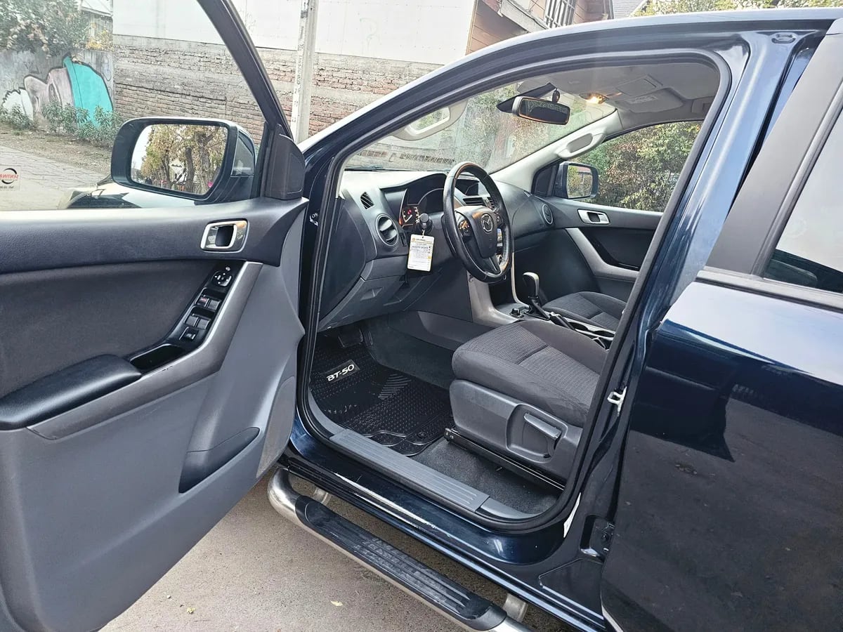MAZDA BT-50 3.2 Dc Sdx High At 4x4 Diesel año 2020