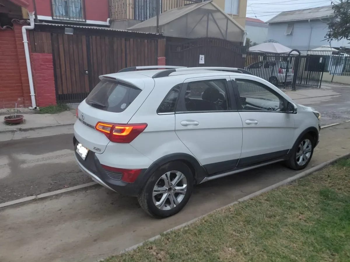 BAIC X25 1.5 Comfortable Mt año 2020