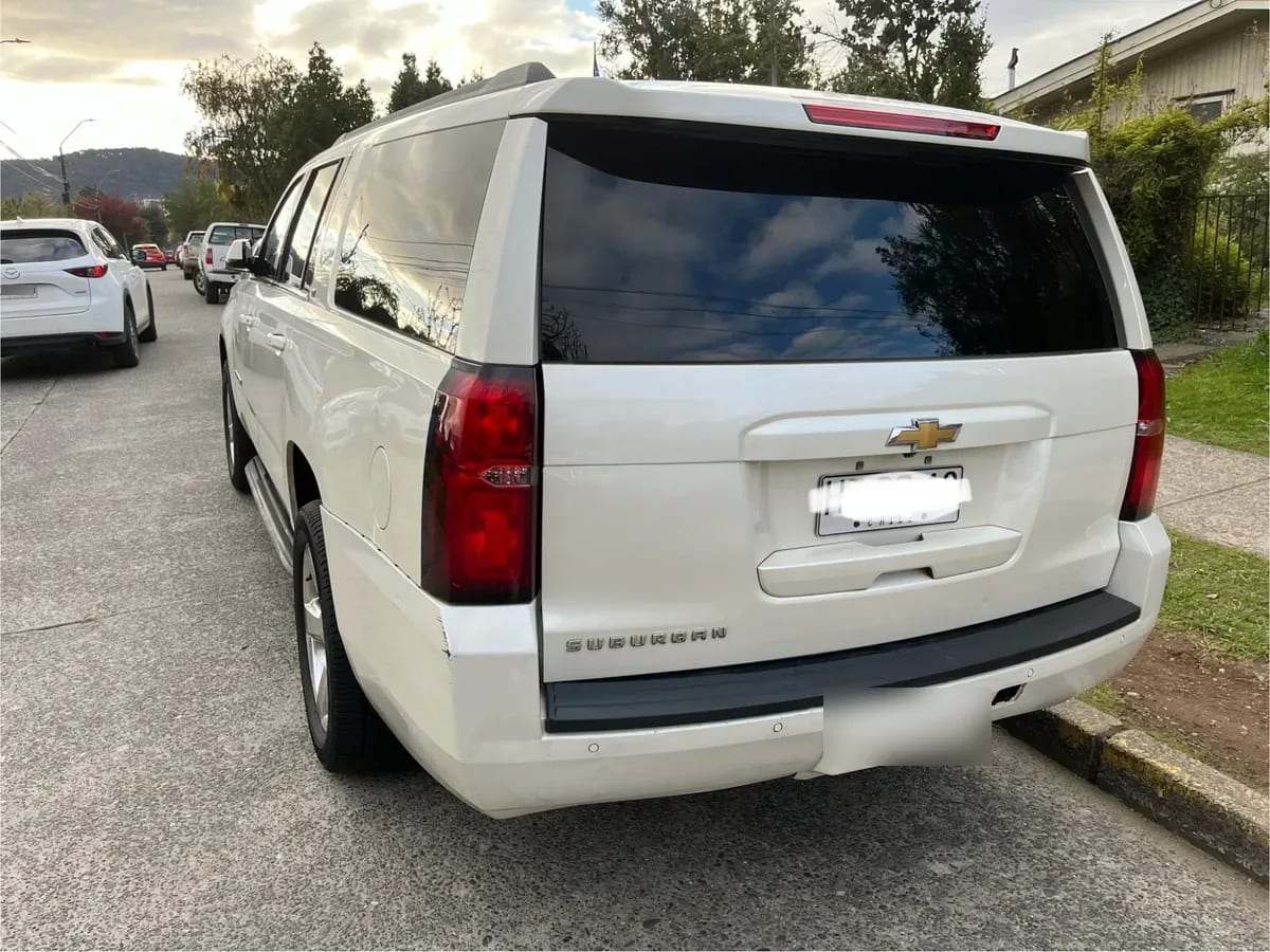 CHEVROLET SUBURBAN 5.3 Lt Iv At 4x4 año 2015