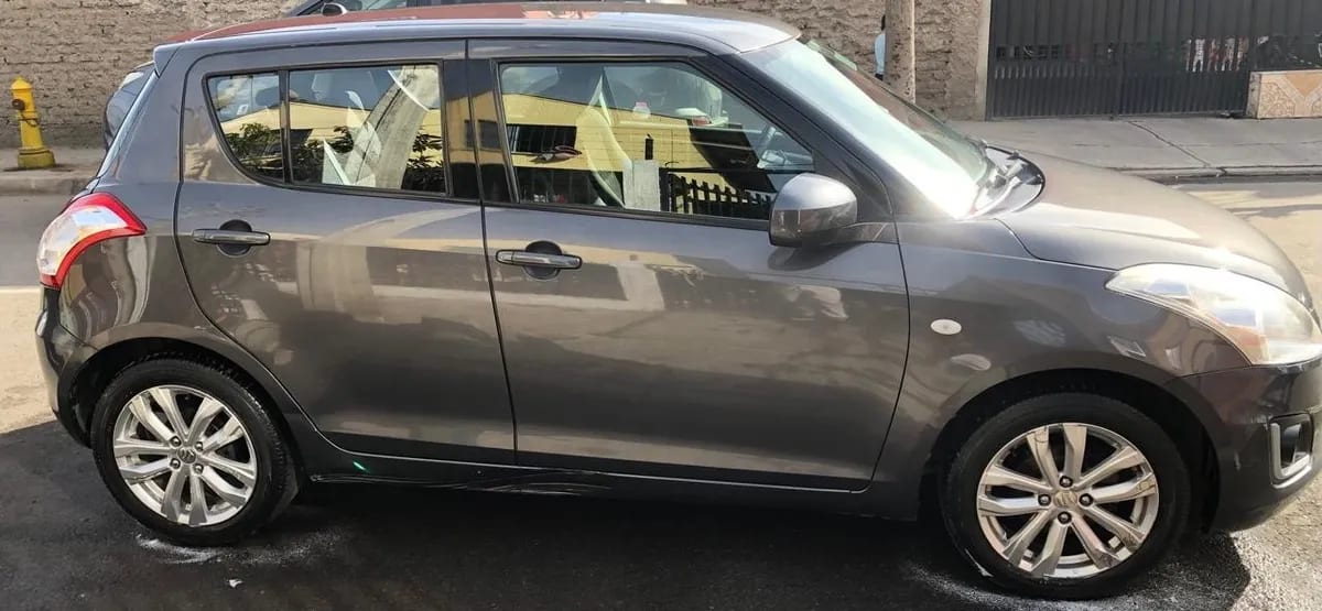 SUZUKI SWIFT 1.2 Gls Ac Mt año 2017