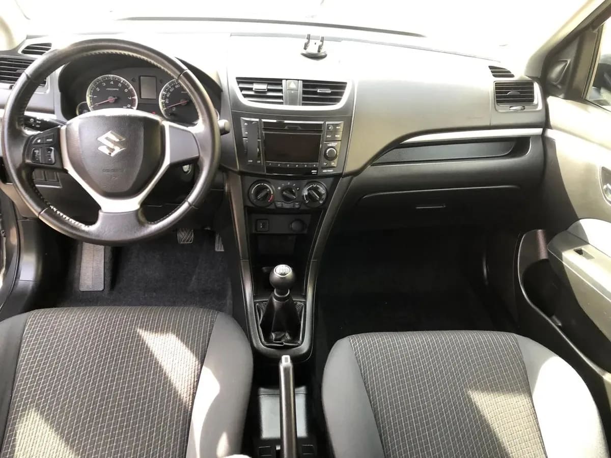 SUZUKI SWIFT 1.2 Gls Ac Mt año 2017