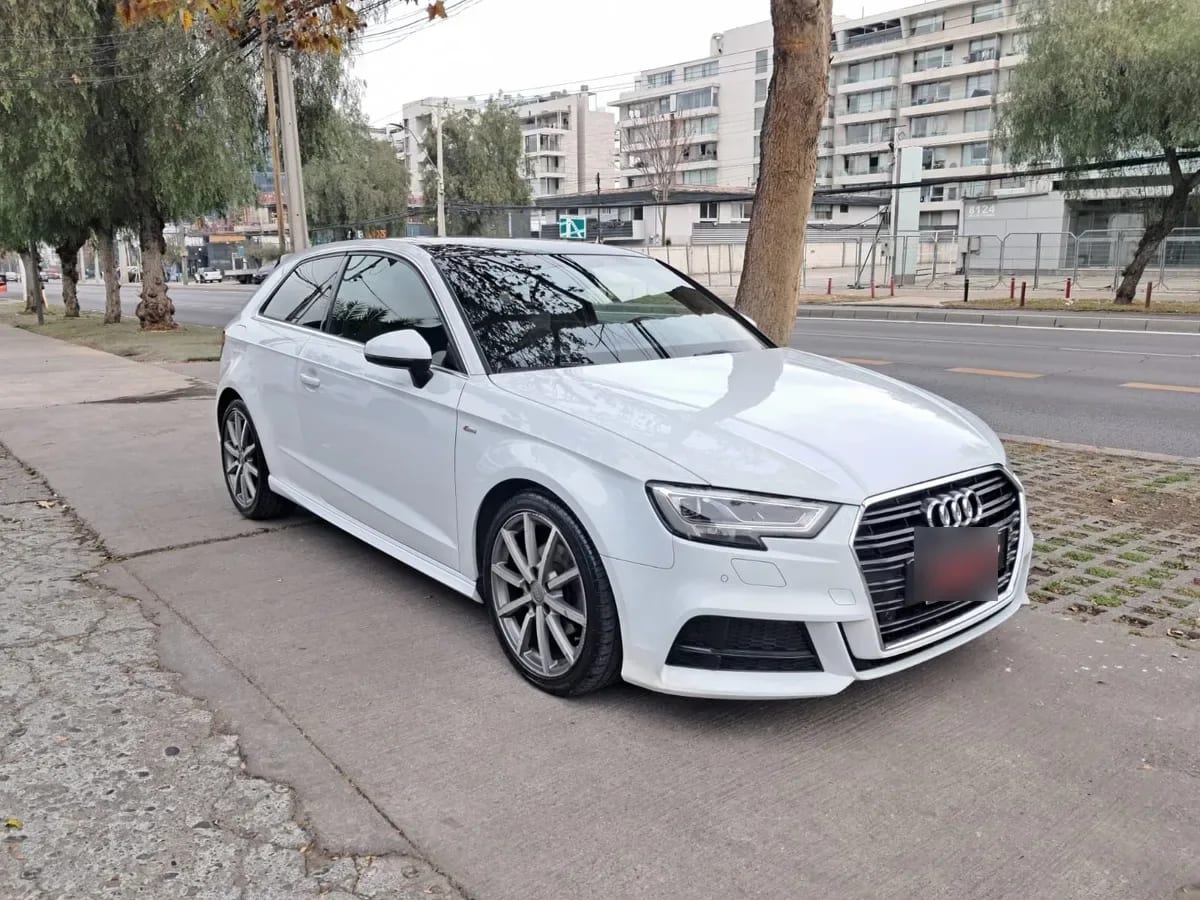 Audi A3 1.4 Sport Tfsi At año 2019