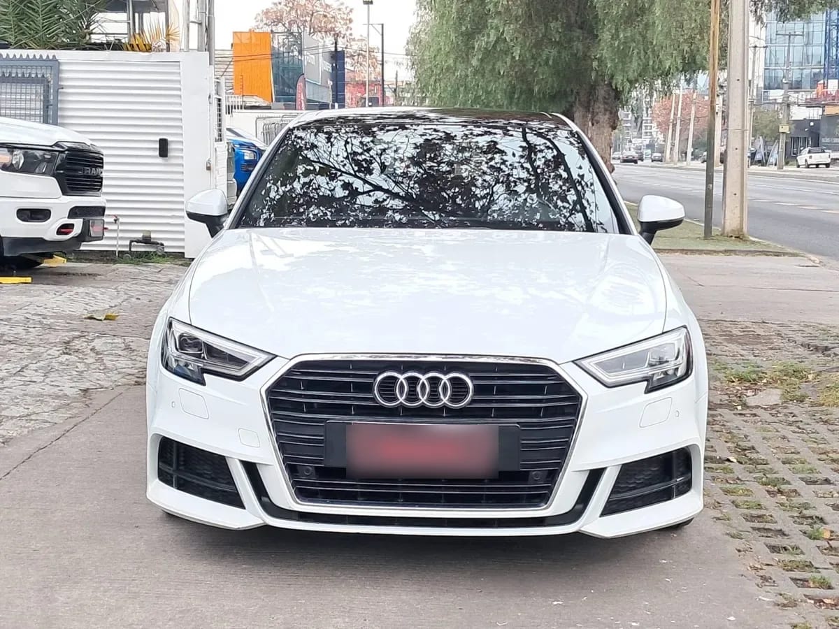 Audi A3 1.4 Sport Tfsi At año 2019