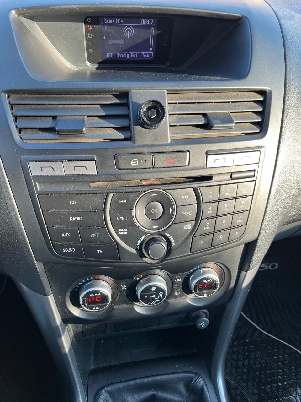 MAZDA BT-50 2.2 Doble Cabina Sdx Mt 4x2 Diesel año 2019