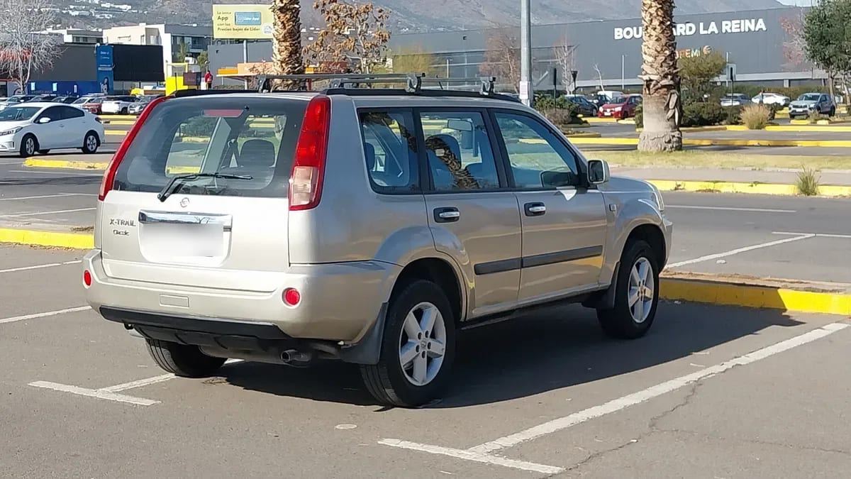 NISSAN X-TRAIL 2.5 X 4x4 At año 2011
