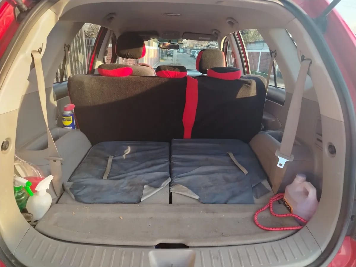 KIA MOTORS CARENS 2.0 Gsl Lx Ac Dab Mt año 2013