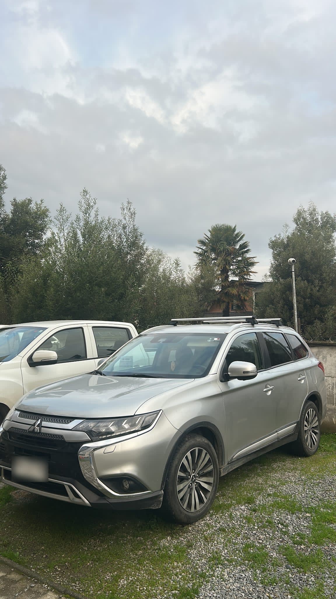 Mitsubishi Outlander 2.4 Glx + At 4x4 año 2022