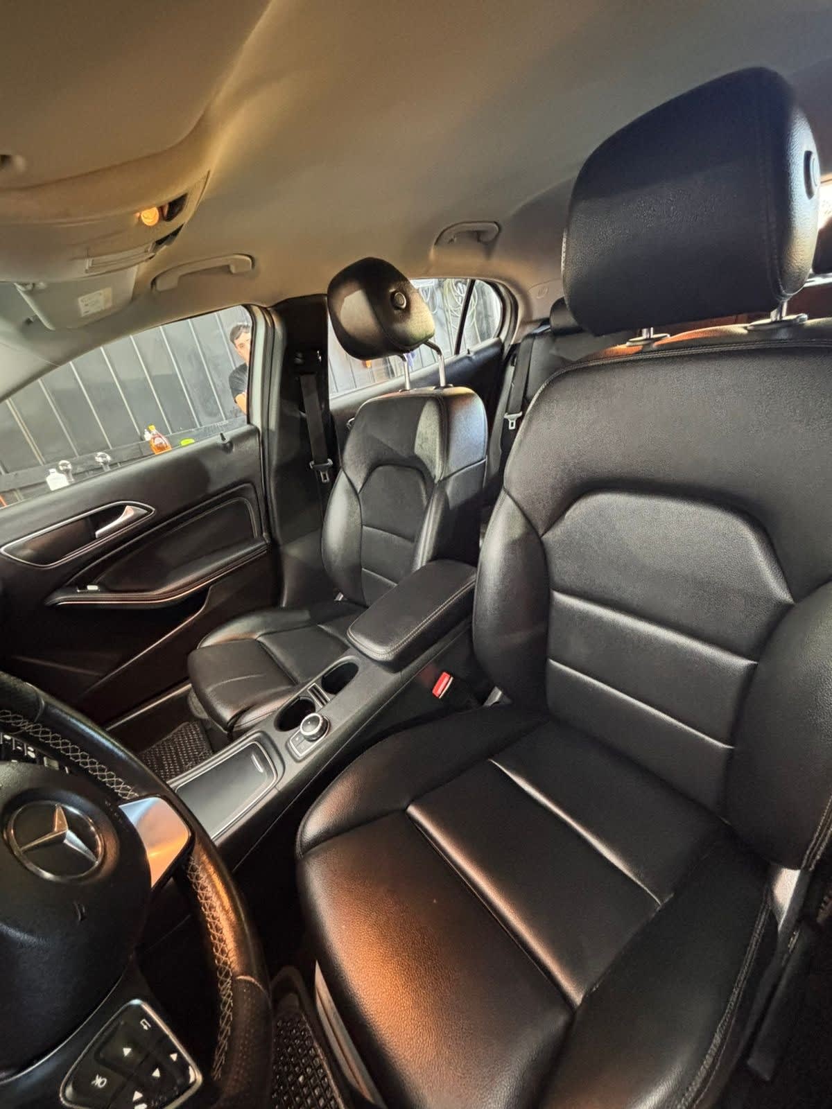 MERCEDES BENZ GLA200 1.6 At año 2018