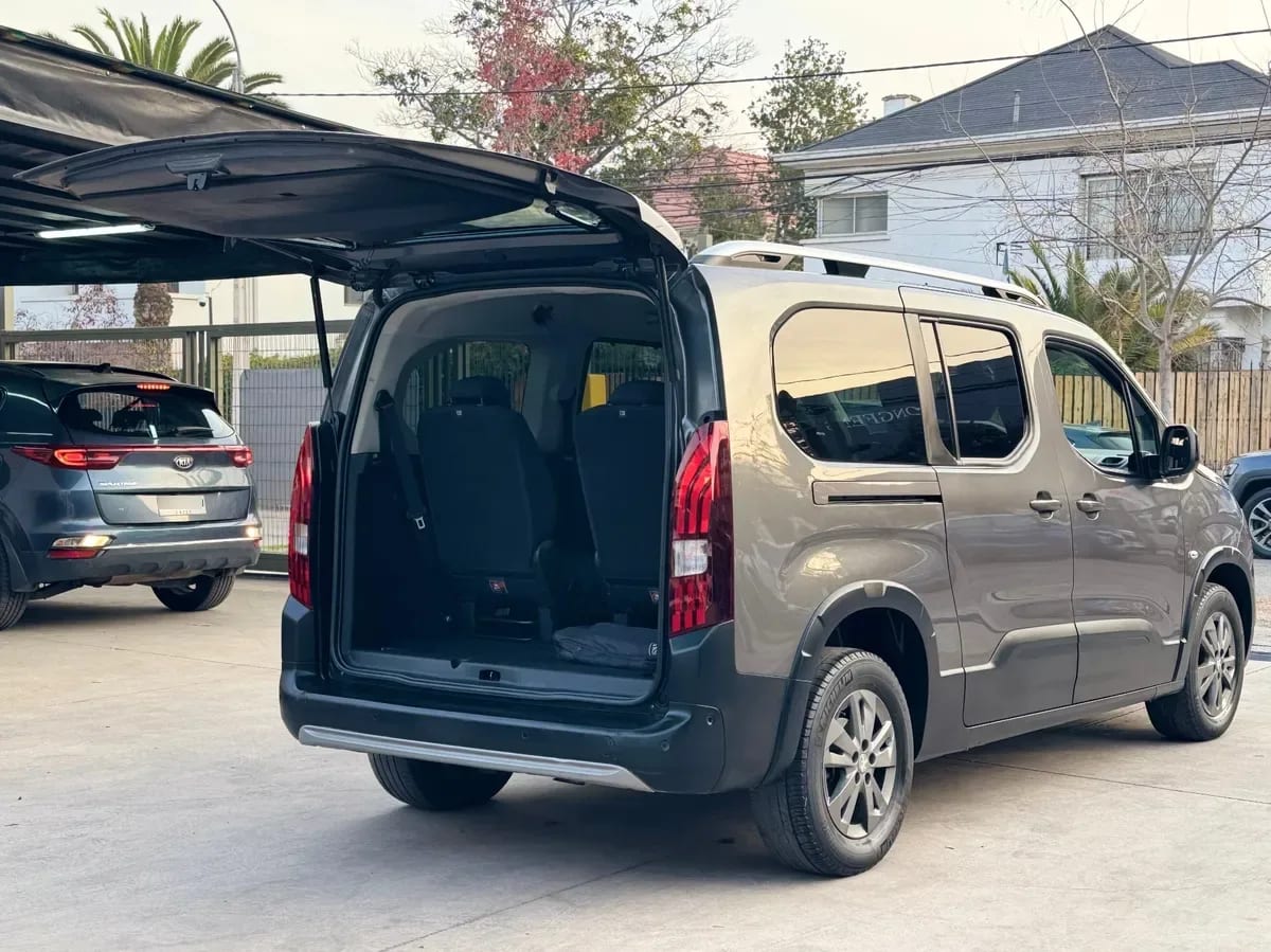 Peugeot Rifter 1.5 Allure Bluehdi 130 At Diesel año 2022
